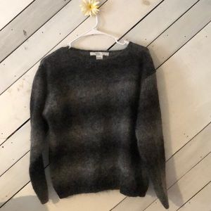 Women’s sweater